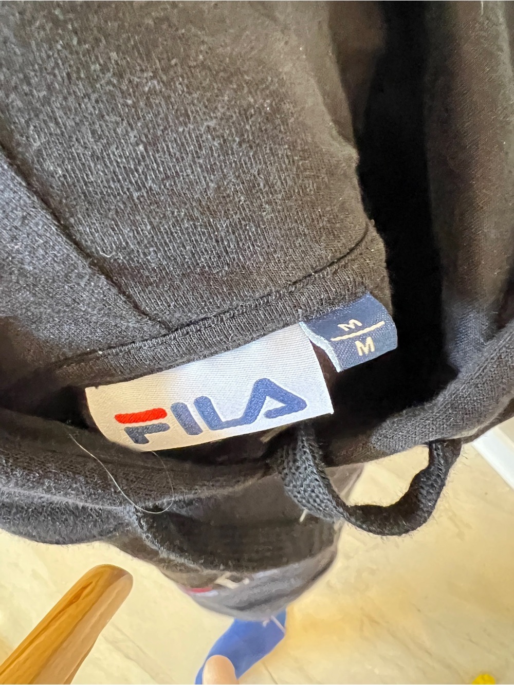FILA Men’s Black Hoodie Sweatshirt Medium Embroidered Logo Pullover - Picture 5 of 5